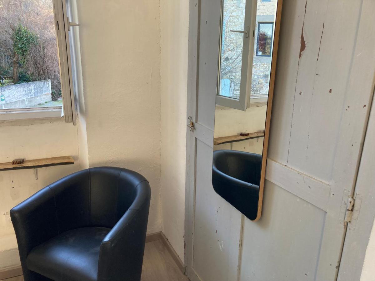 Chambre Privee Dans Maison Dromoise - Viarhona - Autoroute - Jacuzzi A Reserver En Supplement Châteauneuf-du-Rhône Zewnętrze zdjęcie